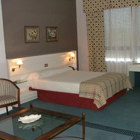 Hotel Las Cigueenas تروخيو الغرفة الصورة